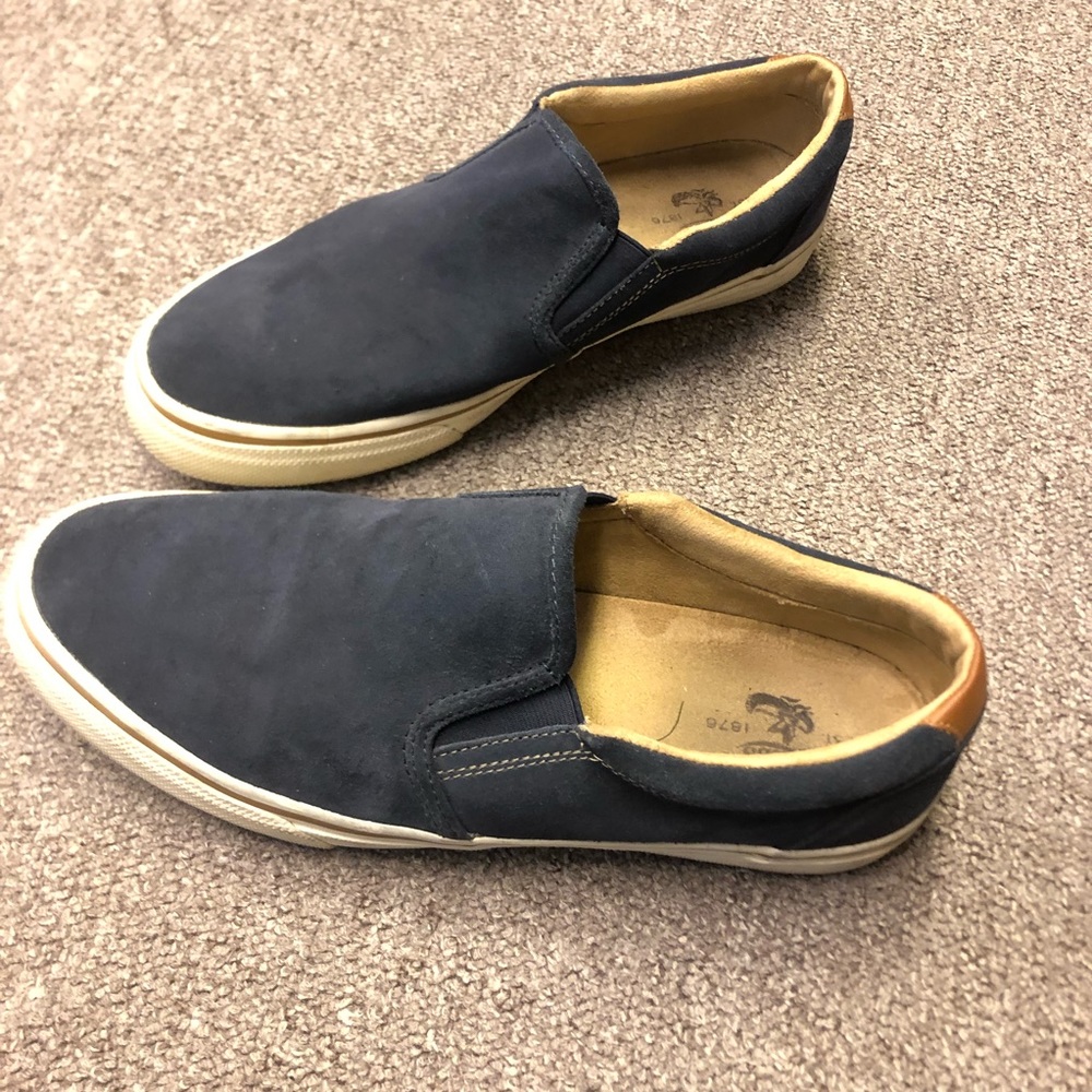 G.H. Bass & Co. Pilot F16 Suede Slip On Sneakers